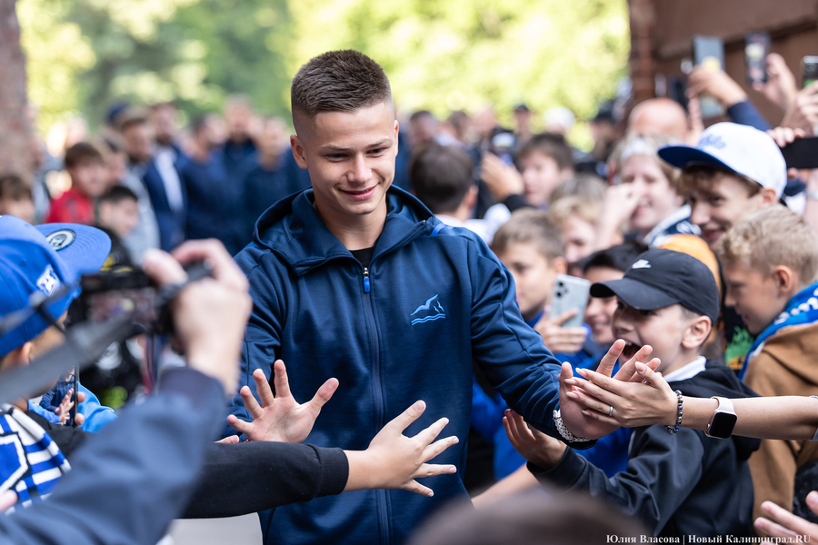 Новая жизнь, новый бюджет: как «Балтика» презентовала себя фанатам после возвращения в РПЛ (фото)