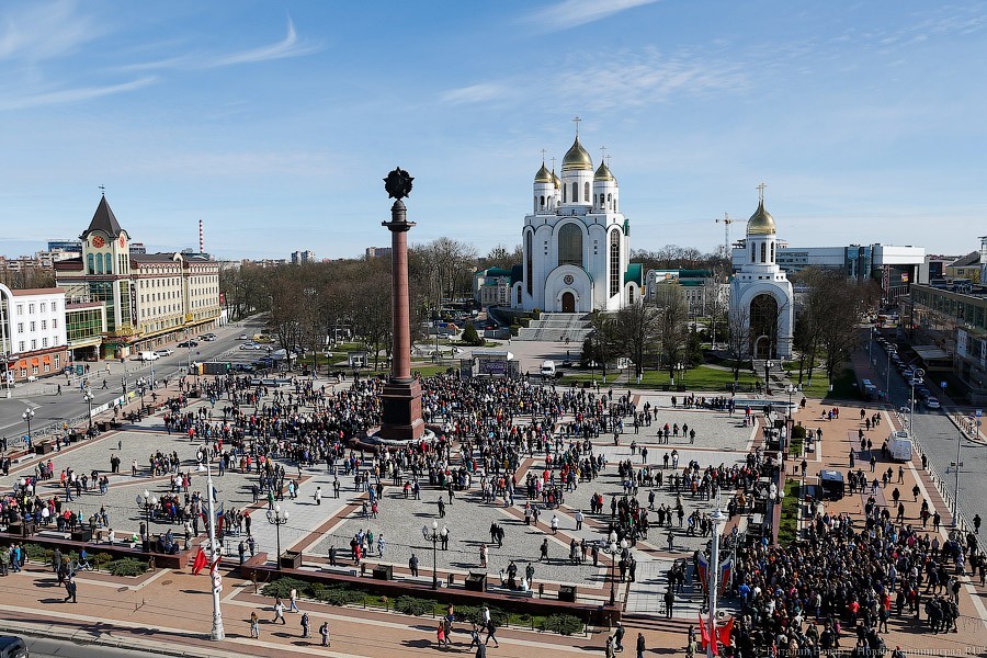 Правительство Калининградской области насчитало на антитеррористическом митинге 7 тысяч человек (фото)