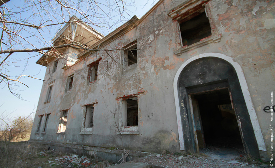 "Пустые дома: аэродром под Южным": фотопроект "Нового Калининграда.Ru"