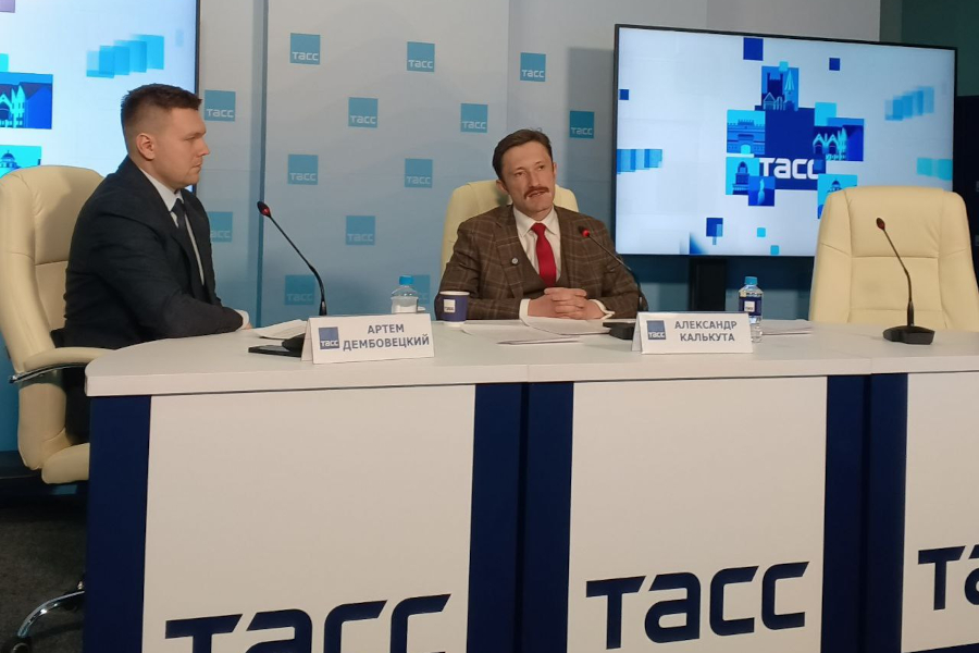 Глава международного агентства Александр Калькута: люди бегут из Прибалтики