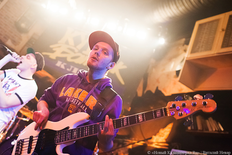 «Пресмыкающиеся от рэпа»: фоторепортаж с концерта Anacondaz