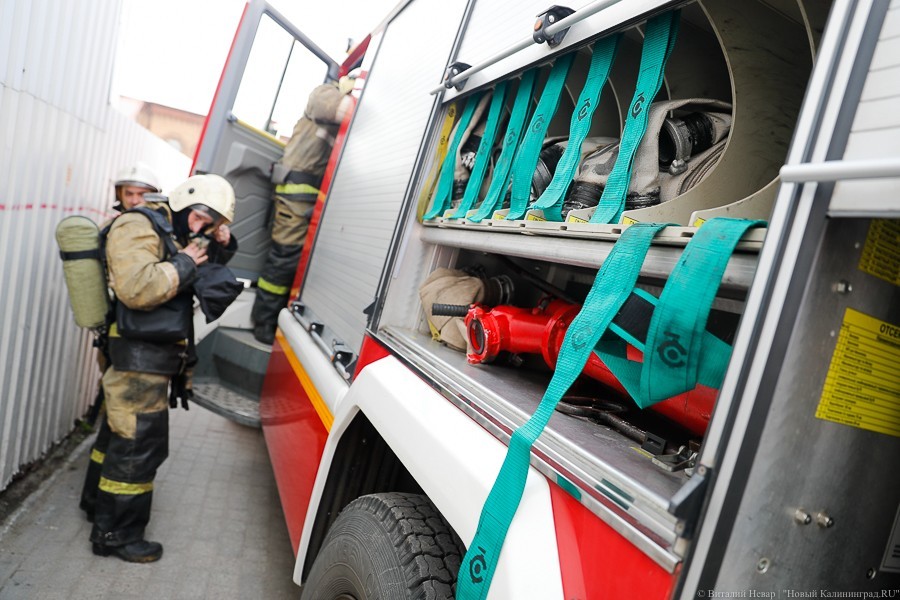 На ул. Зелёной в Калининграде загорелась квартира, пострадал человек