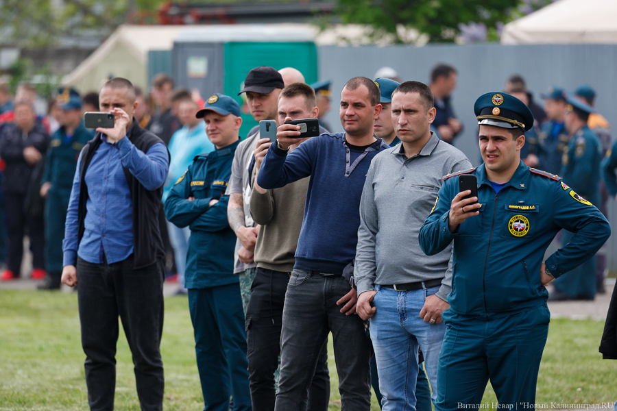 И огонь, и вода: как проходил финал областного конкурса МЧС в Калининграде (фото)