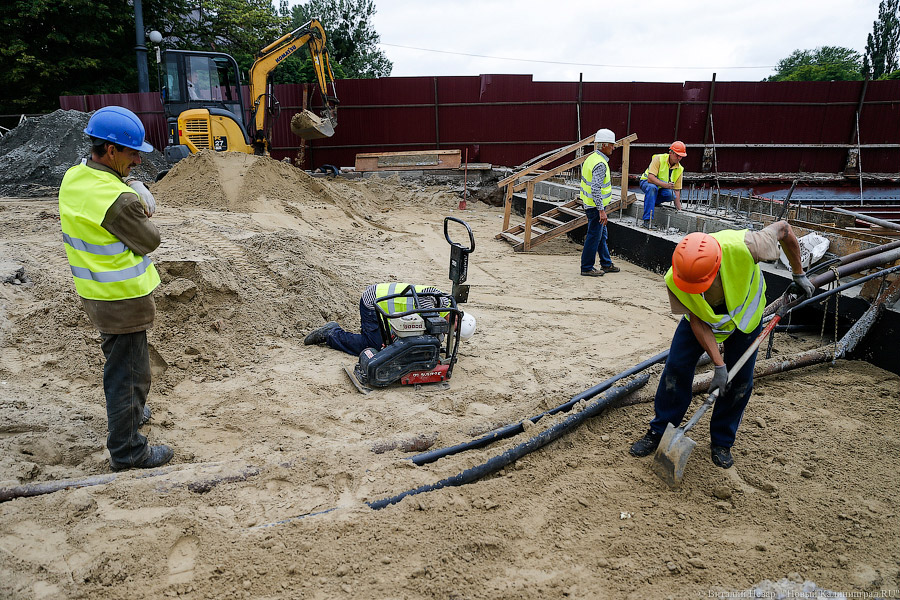 Подарок мэру: как строители успевают ремонтировать Деревянный и Высокий мосты
