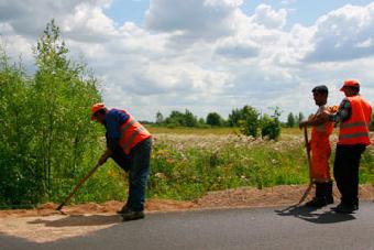 Горвласти выделили 20 млн на ремонт дороги, ведущей к «Бауцентру» на Невского