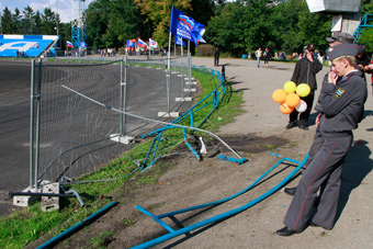 На стадионе «Балтика» во время выступления автогонщиков пострадал зритель