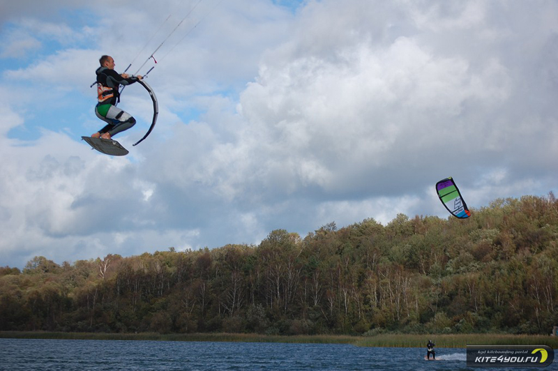 Калининградские кайтеры «показали, что умеют» на закрытии летнего сезона (+фото)