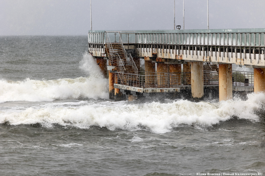 Штормовая вселенная: как циклон «Золтан» накрыл Зеленоградск (фото)