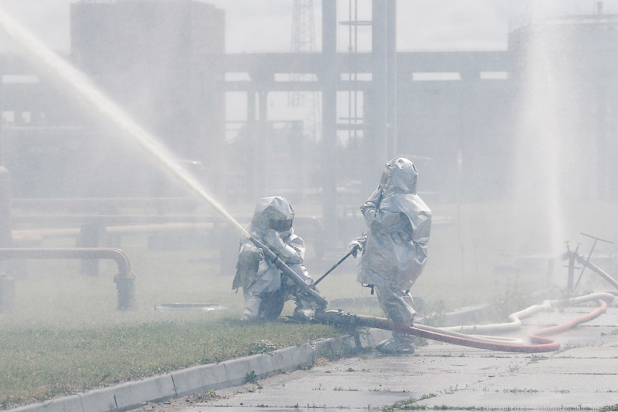 «Туши ТЭЦ»: в Калининграде прошли массовые учения МЧС