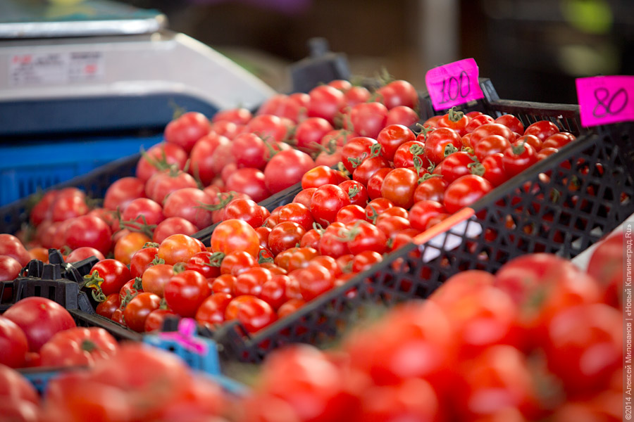 «Паники никакой нет»: что происходит с ценами на овощи и фрукты на рынке Калининграда