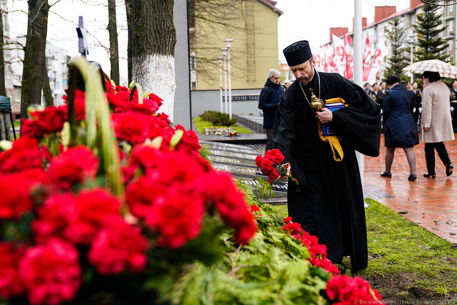 В Чкаловске перезахоронили останки советских воинов: фоторепортаж «Нового Калининграда»