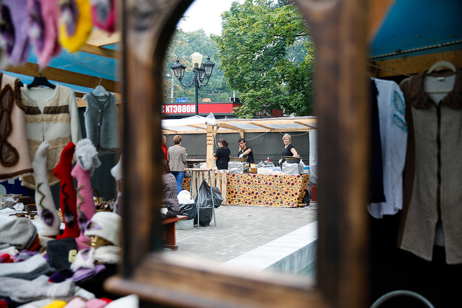 Картофельные кишки и шашлык на вилах: чем кормили на День города