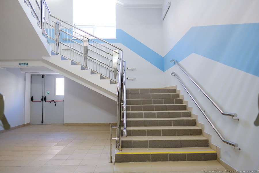 Бассейны, тир, медиатека: как выглядит новая — самая большая в регионе — школа (фото)