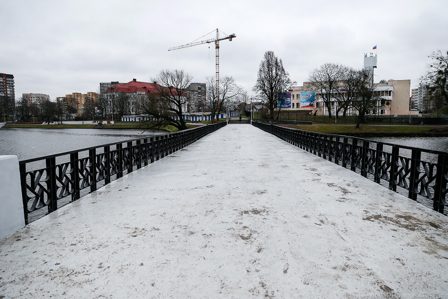 Отремонтированный мост на Нижнем озере. Фото — Виталий Невар, «Новый Калининград»