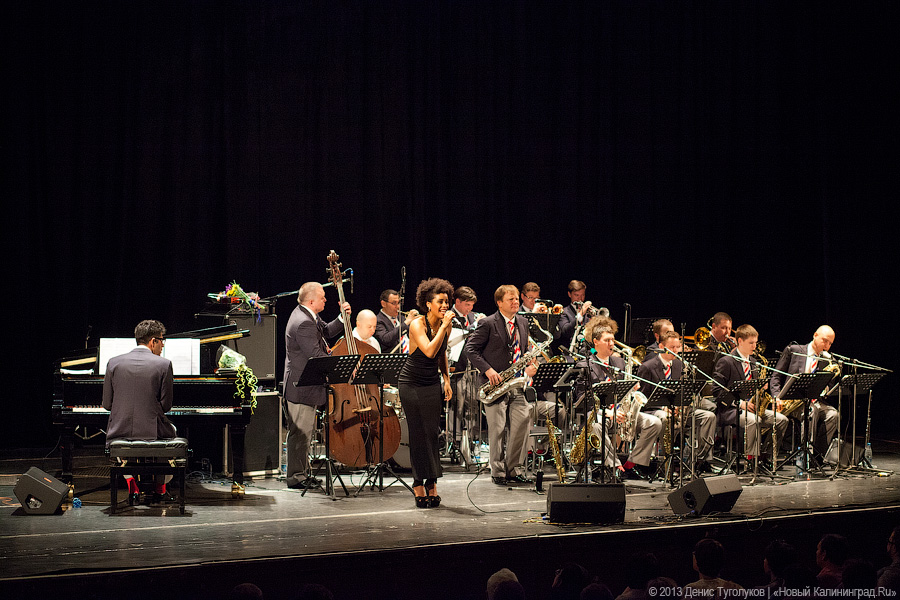 Игорь Бутман играет Бенни Гудмена: фоторепортаж с джазового концерта в Доме искусств