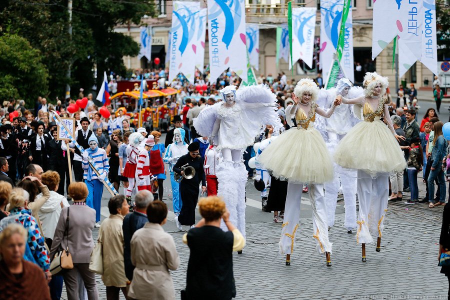 Все при параде: пешеходная зона Калининграда в День города (фото)