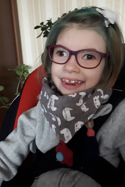 Николь.jpg Николь.jpg