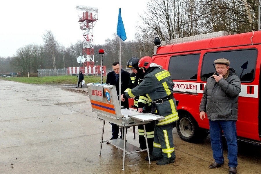 03.jpg