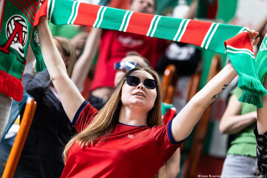 2025.08 волейбол, вк локомотив, болельщики, фанаты 07.JPG