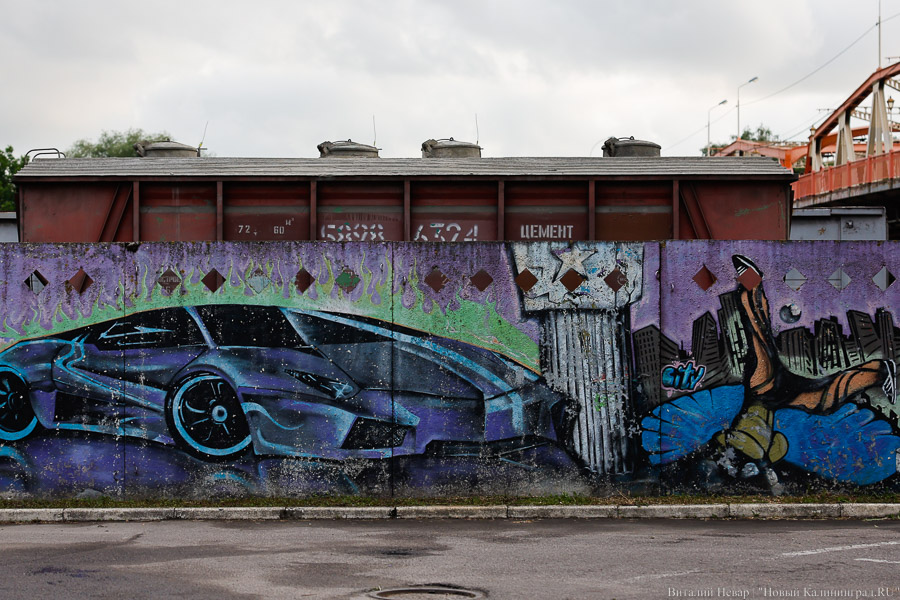 _NVR6012.jpg _NVR6012.jpg