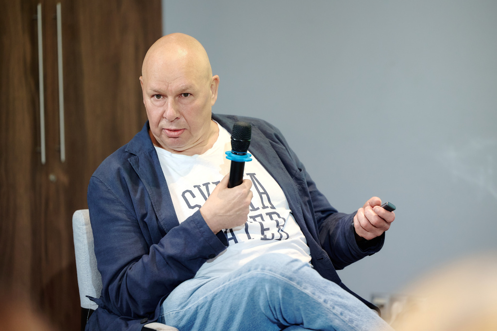 802_GANJ3992.jpg 802_GANJ3992.jpg