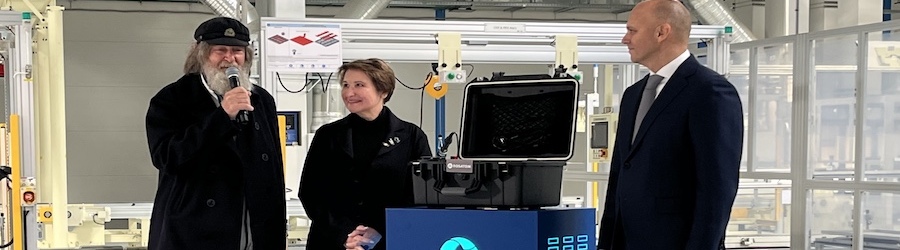 sqxmt8bfl2wb1mf9i7epi0ycx51ey0cg (1).jpg