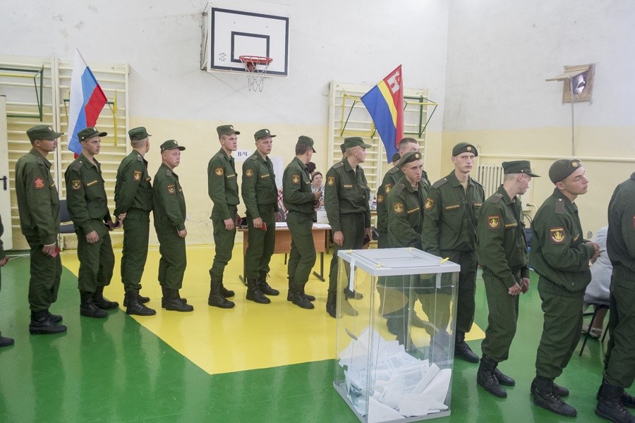 AKIL3696-1.jpg AKIL3696-1.jpg