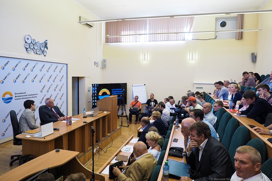 P8234208.jpg P8234208.jpg