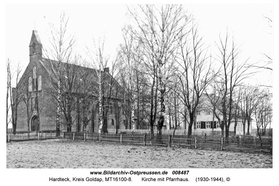 ID008487-957-Hardteck-Kirche_mit_Pfarrhaus.jpg ID008487-957-Hardteck-Kirche_mit_Pfarrhaus.jpg