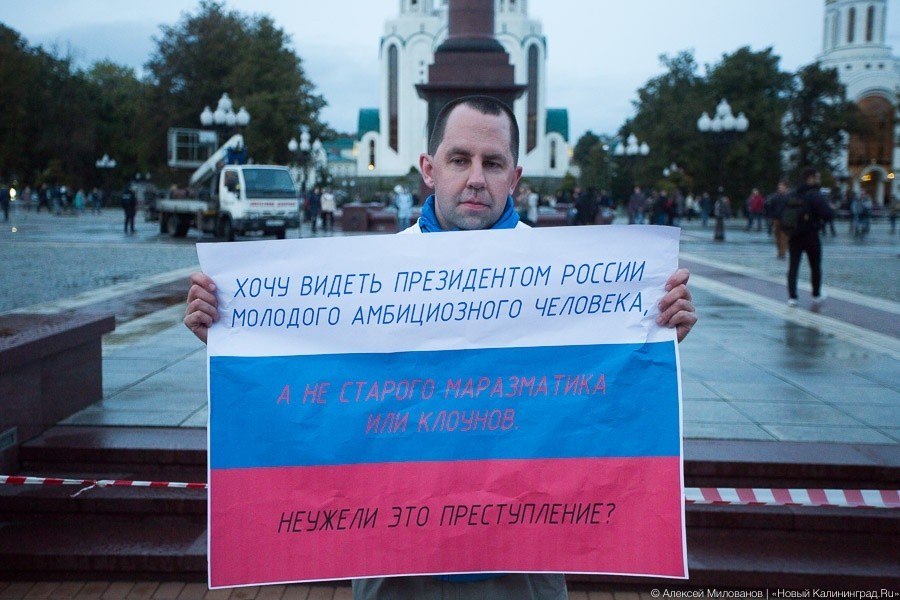 MIL_8713.jpg MIL_8713.jpg