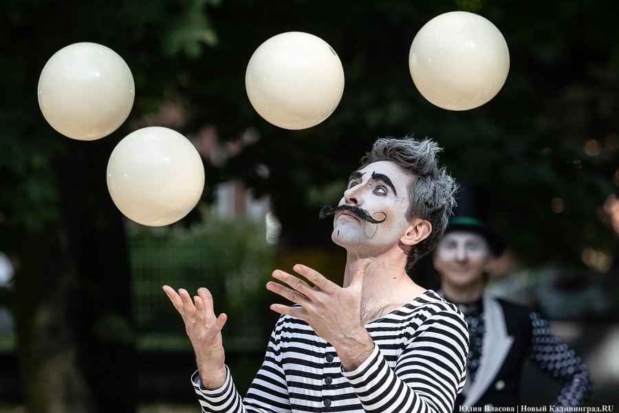 2023.06 уличный театр, антикварный цирк-7.jpg