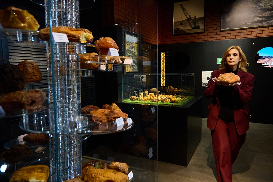 H70A8143.jpg H70A8143.jpg