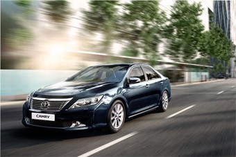 camry_2.jpg