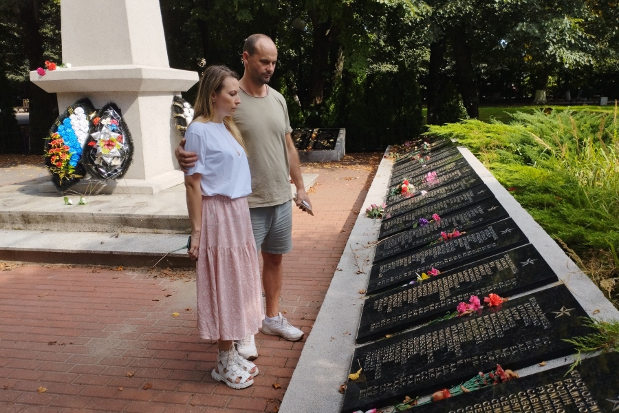 На этом памятнике в Полесске отмечен разведчик Анатолий Никитенко. Фото: Иван Марков / Новый Калининград
